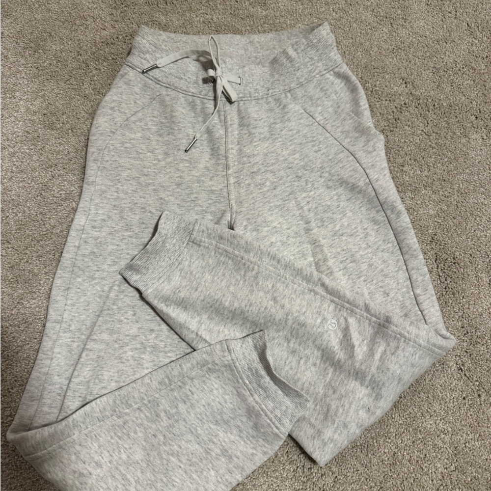 lululemon athletica light heather gray scuba high rise jogger